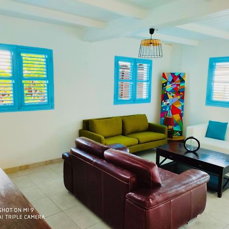 Location Maison Bleue Avec Piscine Privative Au Carbet Martinique Le Carbet Exteriör bild
