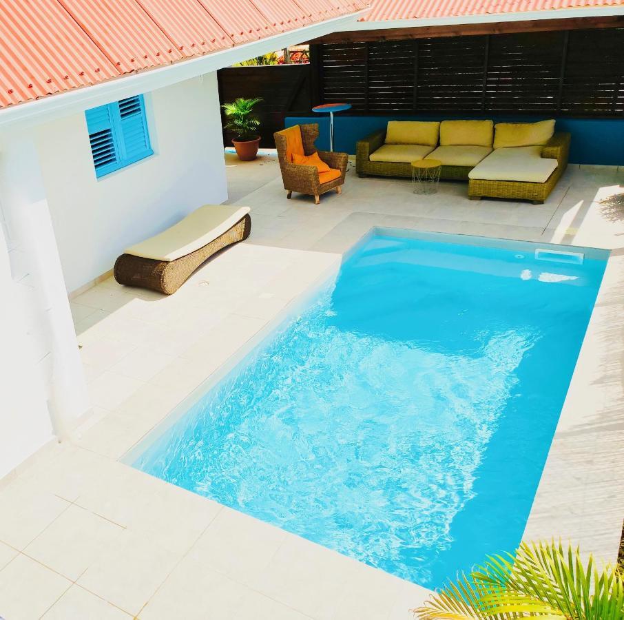 Location Maison Bleue Avec Piscine Privative Au Carbet Martinique Le Carbet Exteriör bild