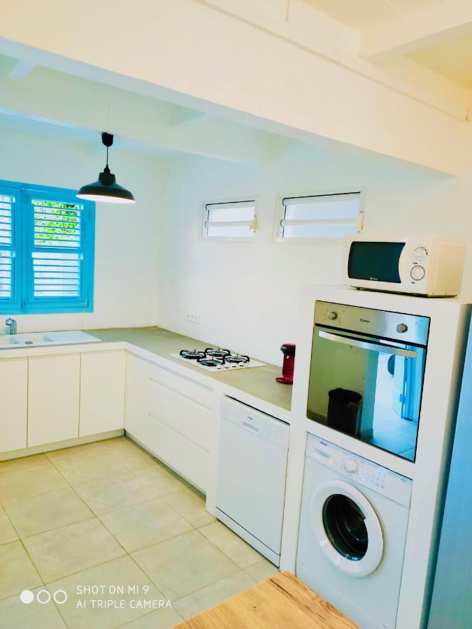 Location Maison Bleue Avec Piscine Privative Au Carbet Martinique Le Carbet Exteriör bild